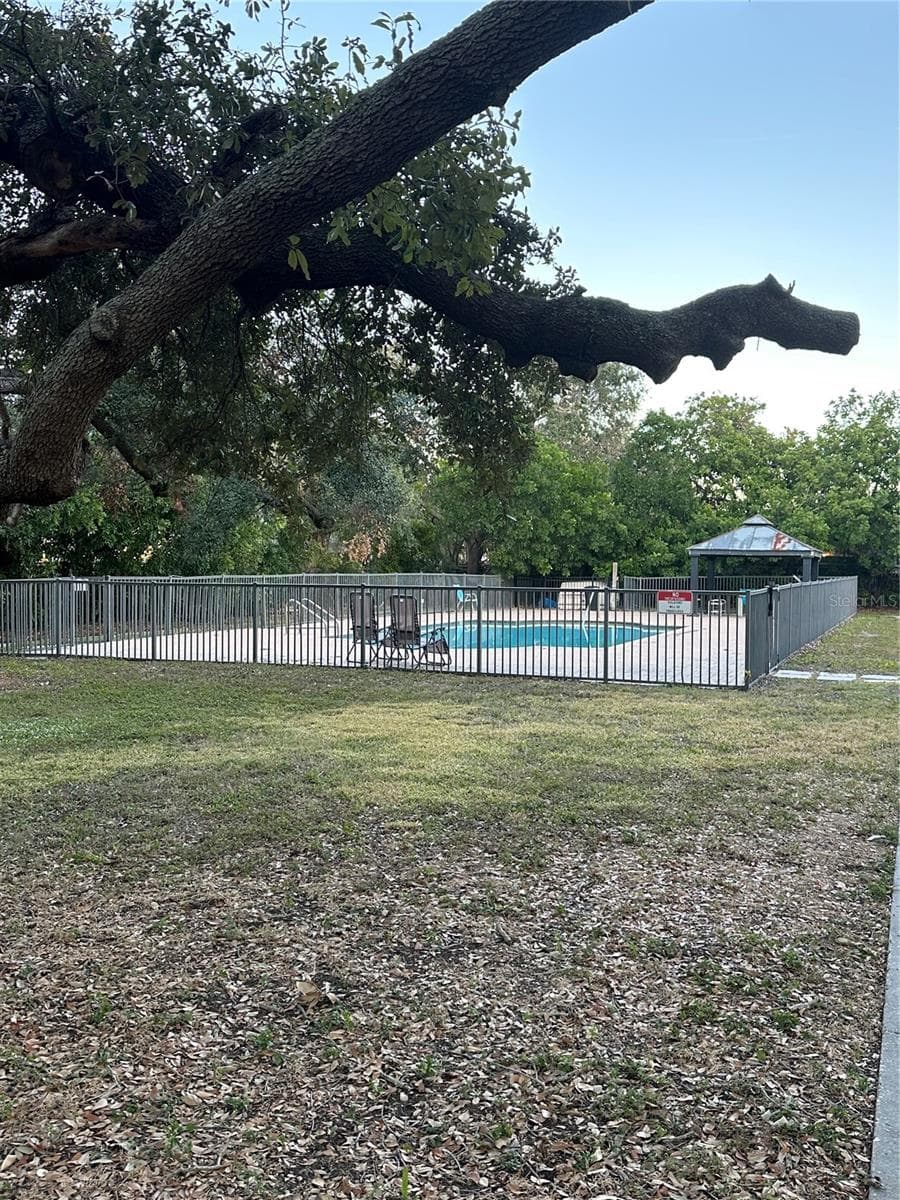 Pool - 701 S MADISON AVE #410, CLEARWATER