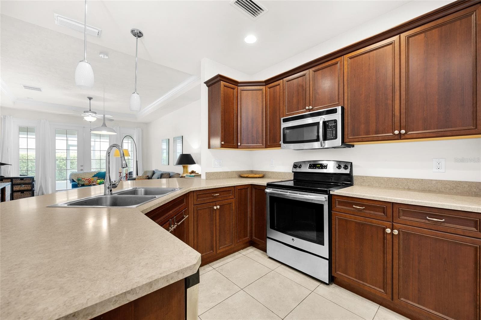 Townhouse at 12656 NW 11TH PL, NEWBERRY, photo 10 of 27