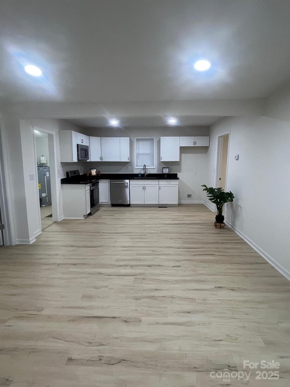 Single Family Residence at Chester, photo 4 of 21