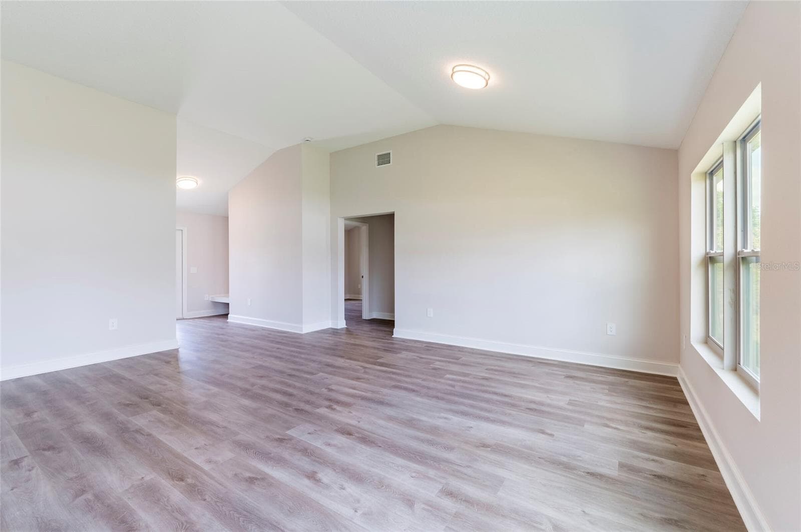 Single Family Residence at 9808 SE 159TH ST, SUMMERFIELD, photo 9 of 15
