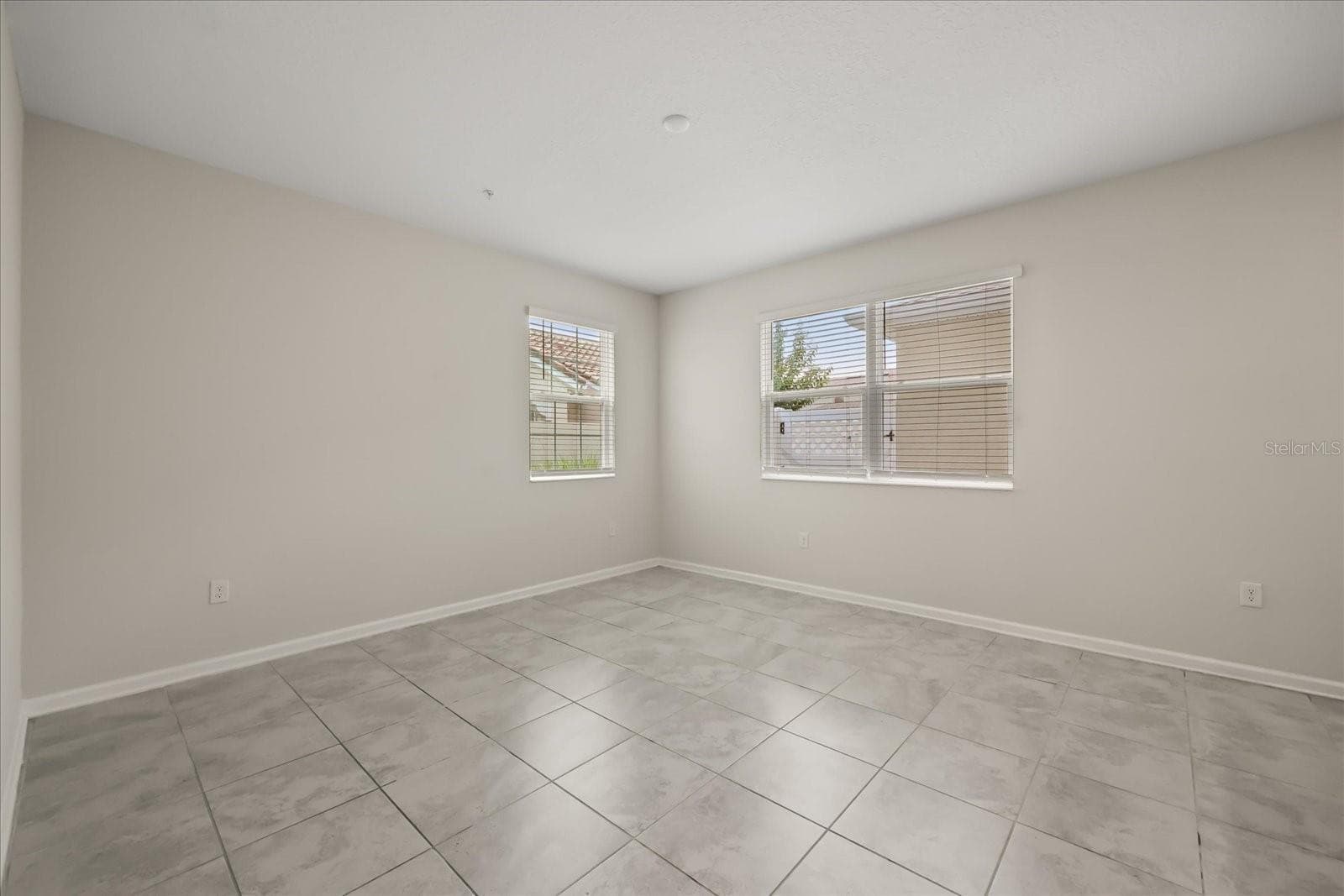 Townhouse at 2966 AQUA VIRGO LOOP #16, ORLANDO, photo 4 of 26