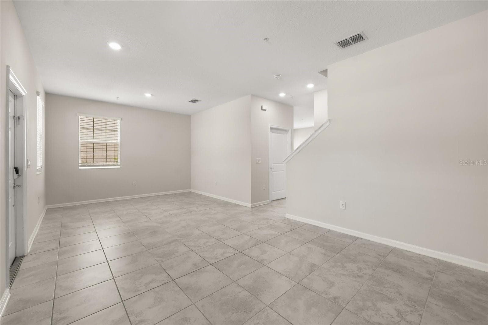 Townhouse at 2966 AQUA VIRGO LOOP #16, ORLANDO, photo 5 of 26