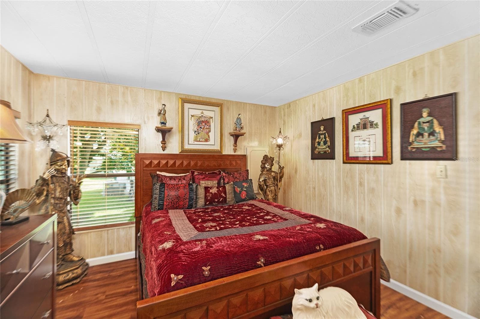 Guest bedroom - 2002 S CITRUS CIR #1728, ZELLWOOD
