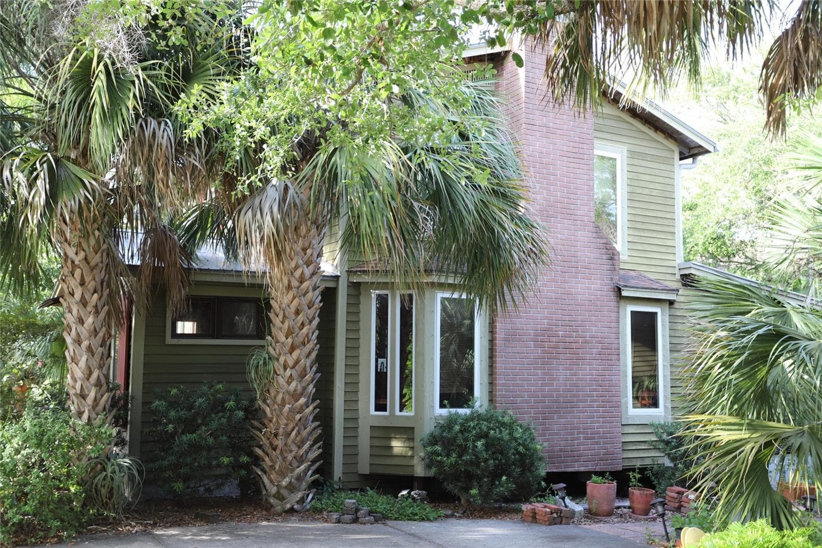 272-A Side - 272 ORANGE ST #A-B, PALM HARBOR