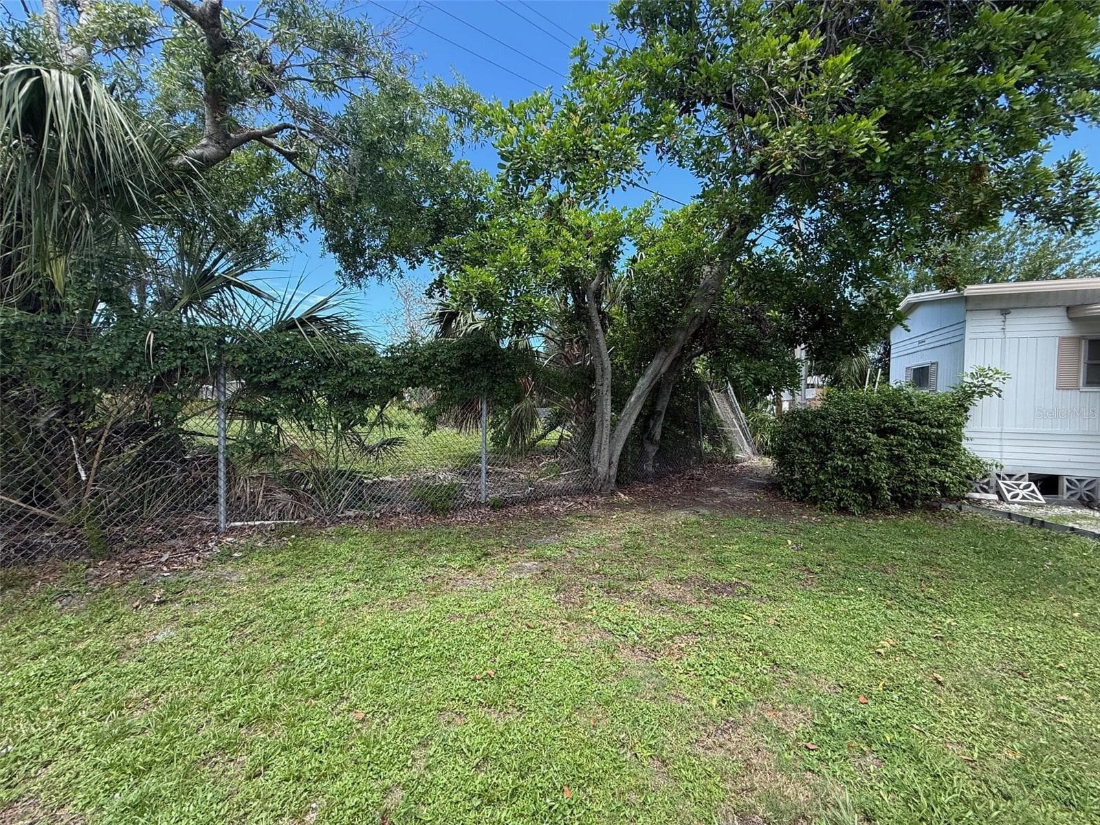 Mobile Home at 4845 BOCA RATON AVE, SARASOTA, photo 6 of 16