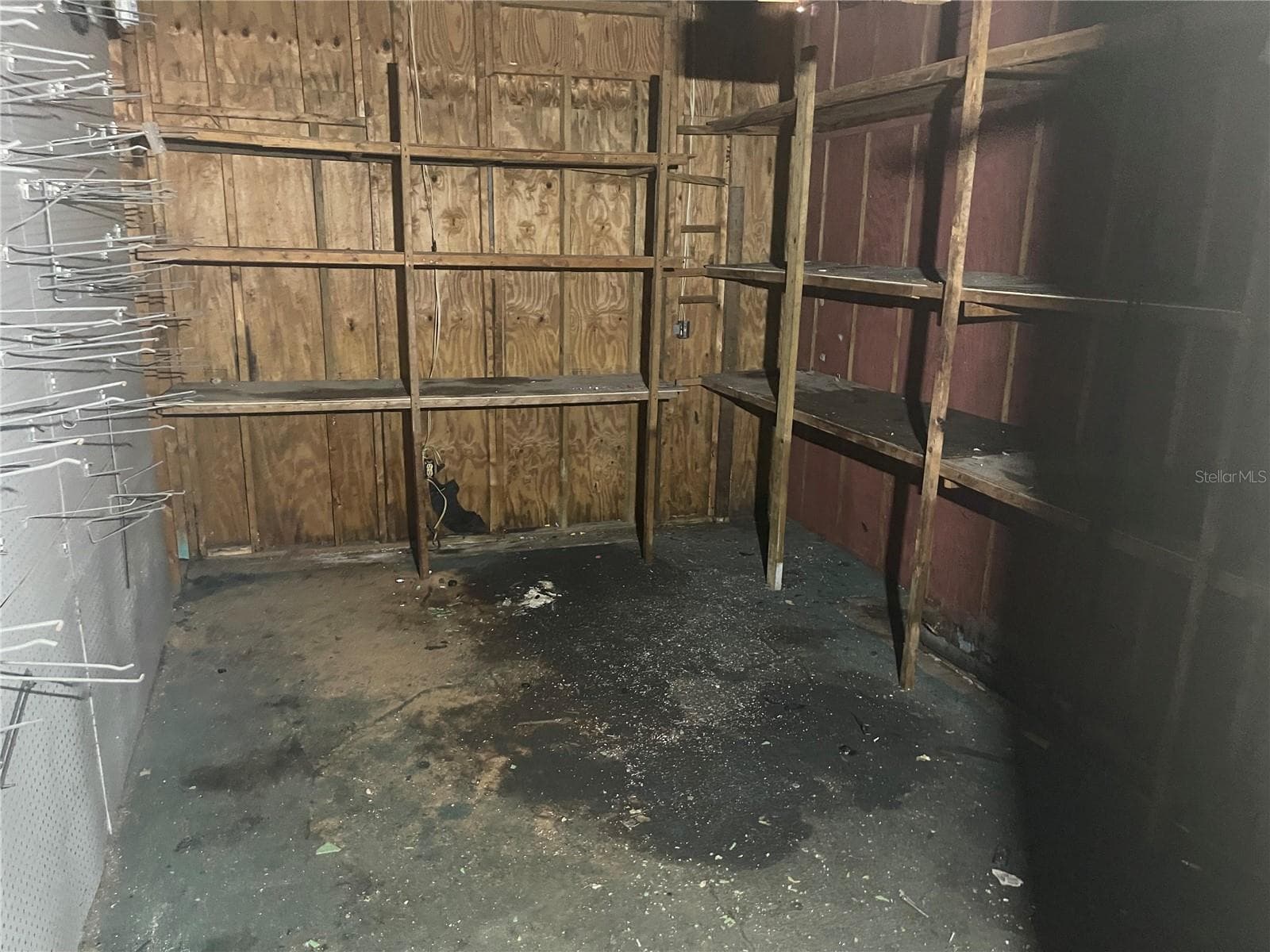 Industrial at 5101 W INGRAHAM ST, TAMPA, photo 18 of 22