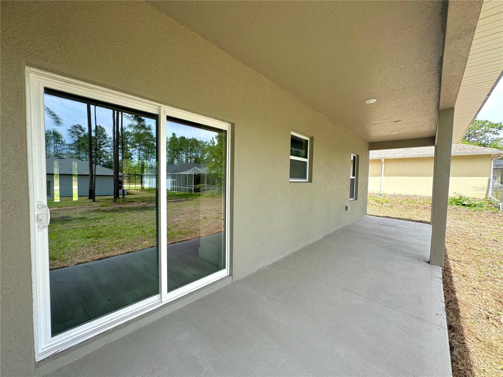 Single Family Residence at 628 W HERONSBILL LN, DUNNELLON, photo 12 of 29