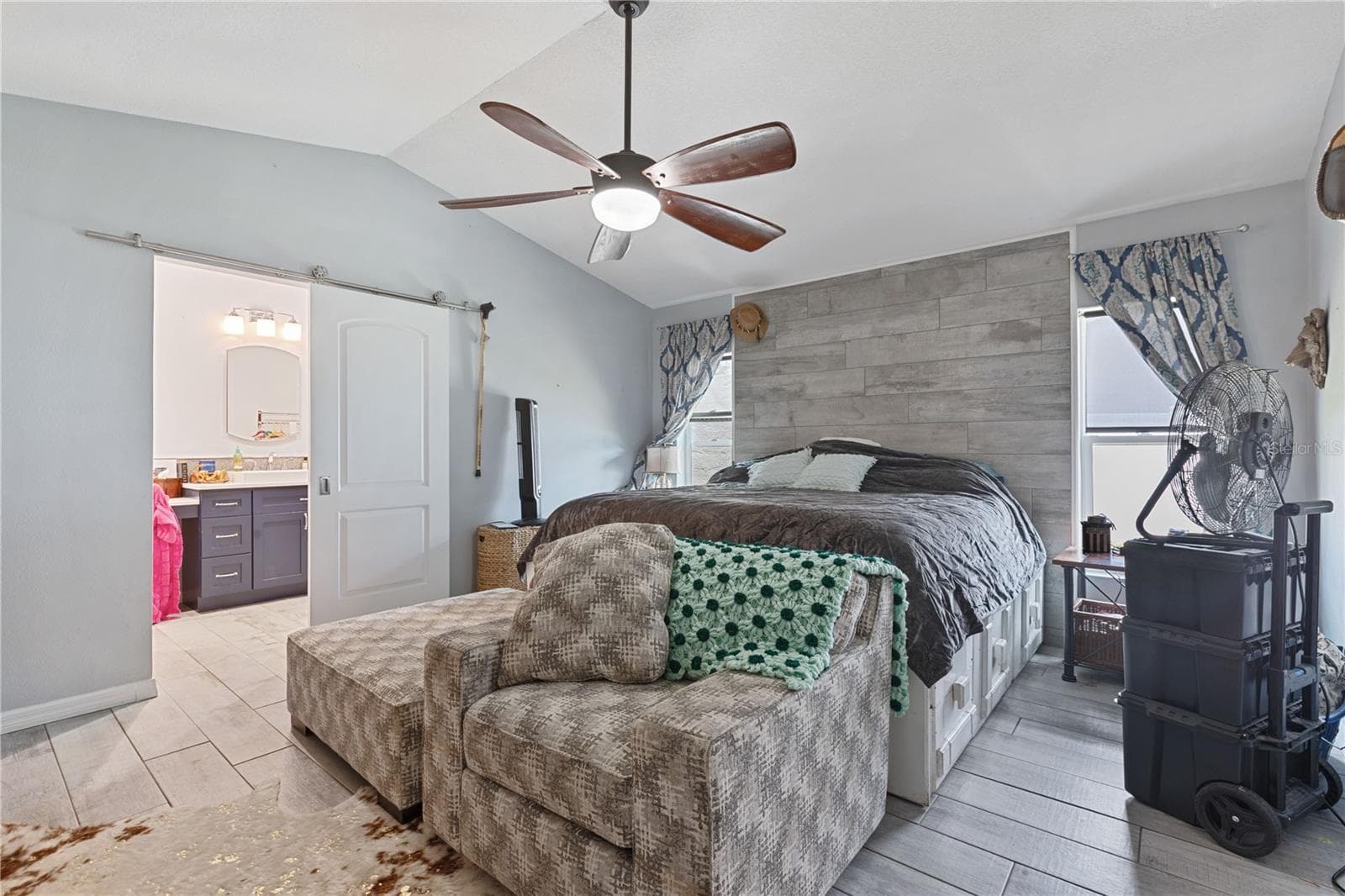 Single Family Residence at 6645 FREEPORT DR, SPRING HILL, photo 6 of 12