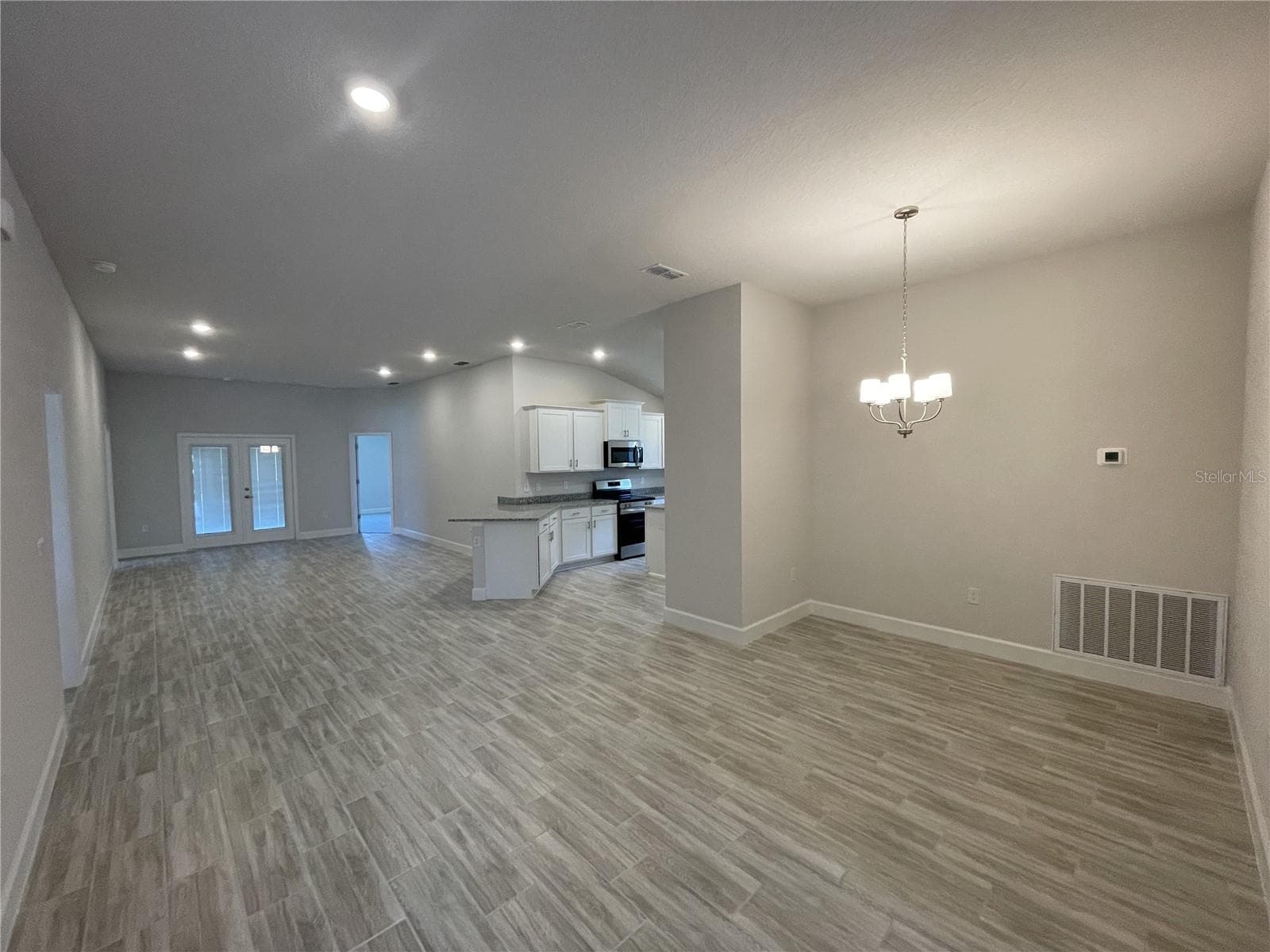 Single Family Residence at 13374 OGDEN GLADE RD, DADE CITY, photo 6 of 32