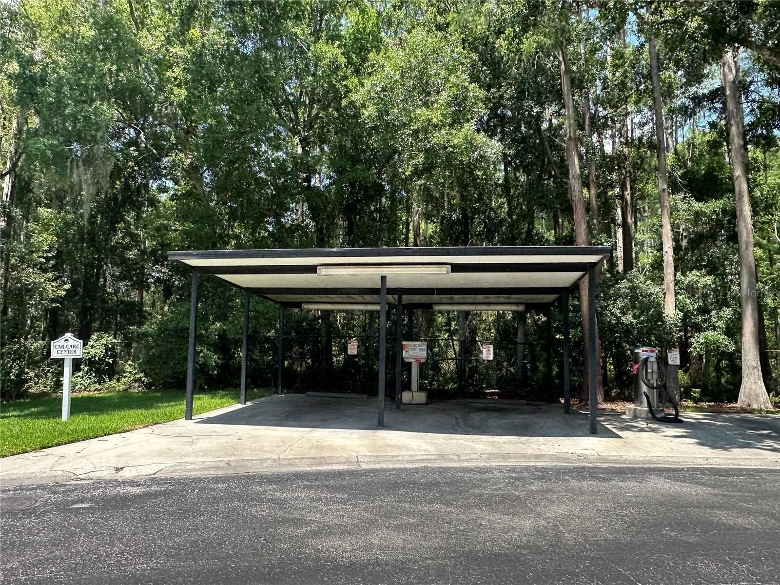 Car wash - 13709 JUNIPER BLOSSOM DR #0, TAMPA