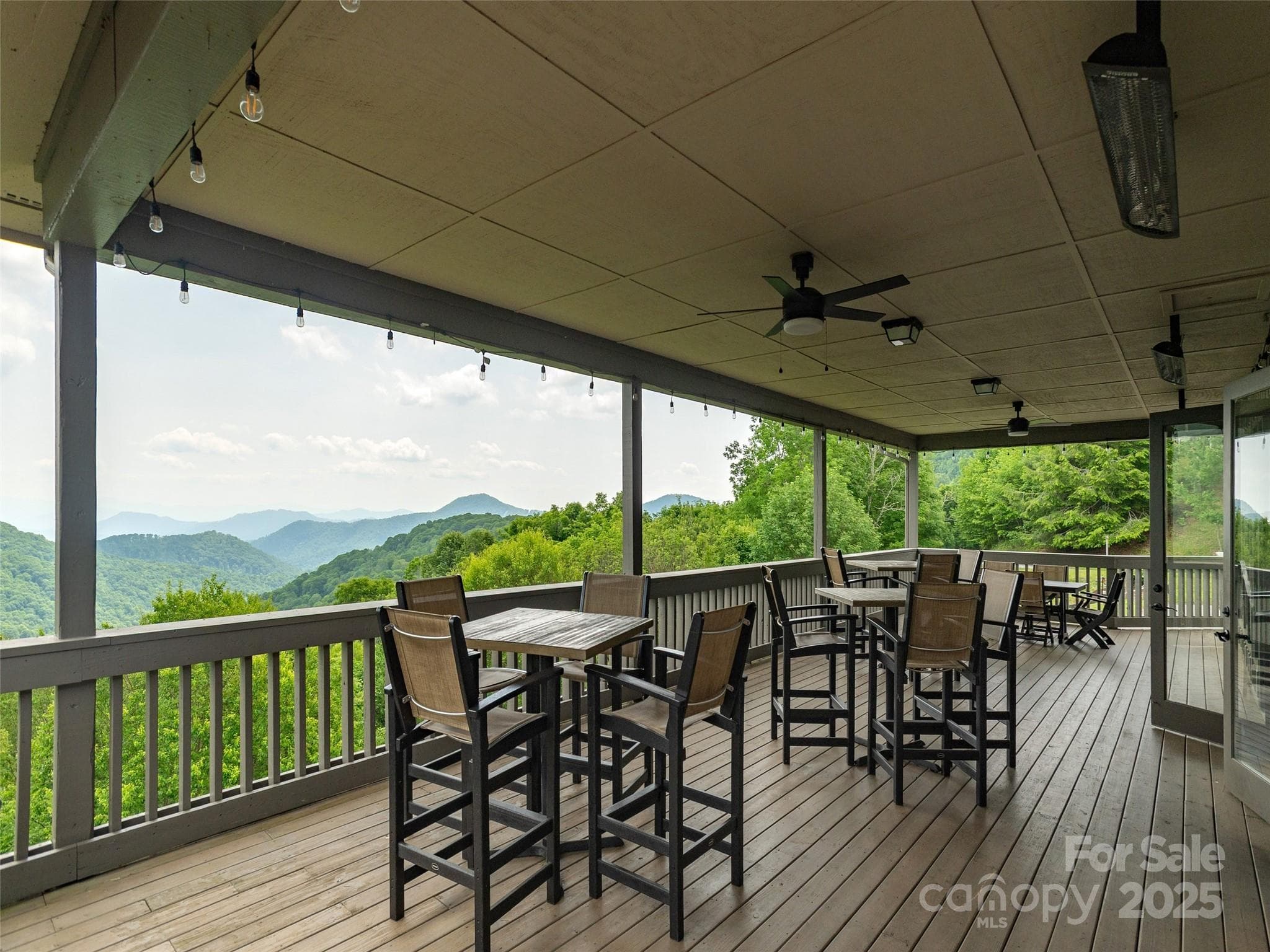 Country Club - Mars Hill