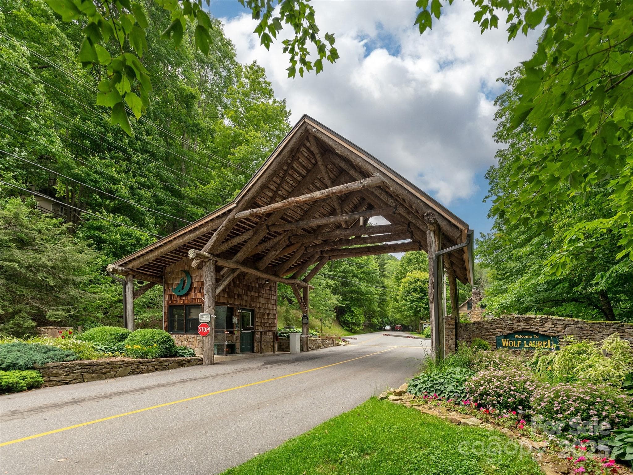 Gated Entry - Mars Hill
