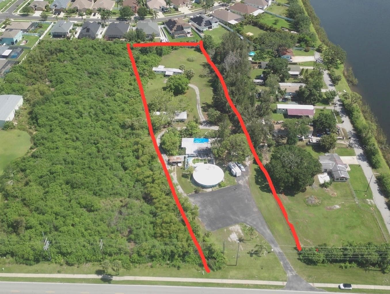1603, 1605,1608,1611 W SHELL POINT RD