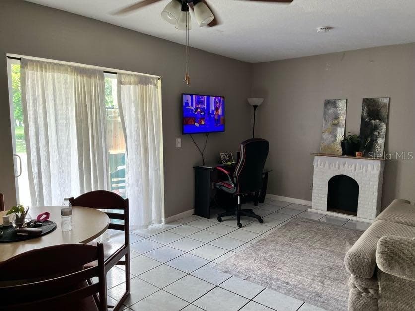 Condominium at 5885 DAHLIA DR #31/116, ORLANDO, photo 2 of 9