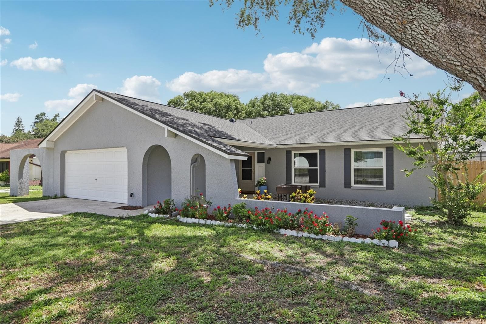 Single Family Residence at 1009 BLACK KNIGHT DR, VALRICO, photo 3 of 62