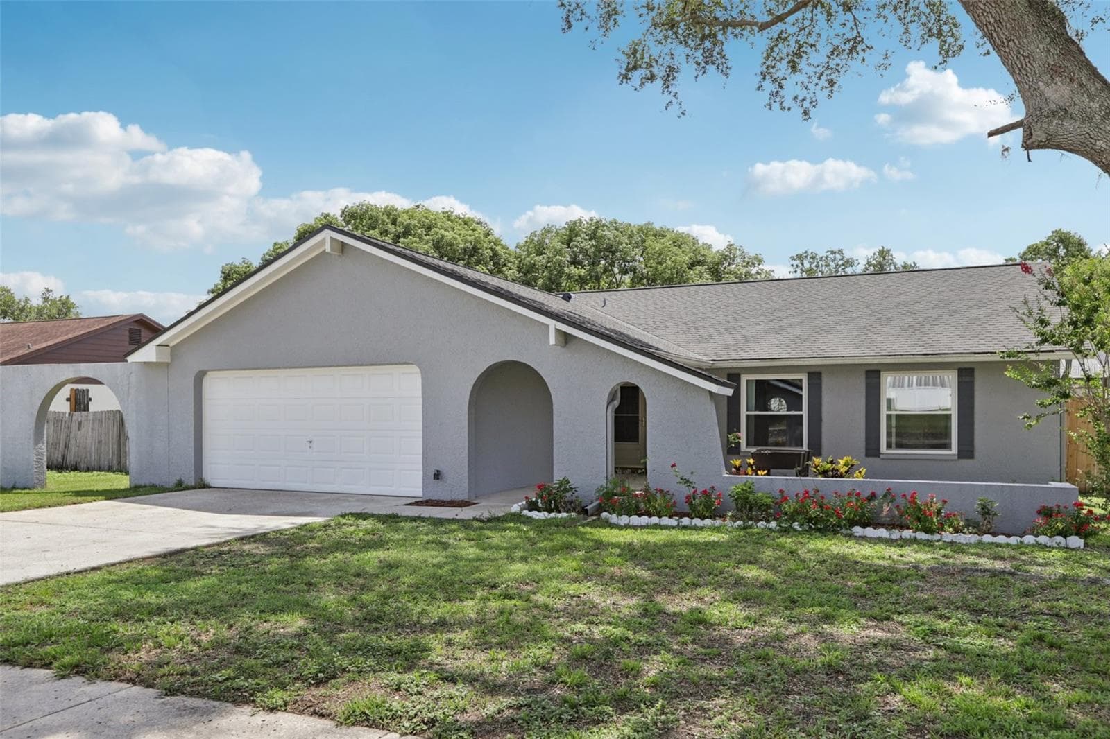 Single Family Residence at 1009 BLACK KNIGHT DR, VALRICO, photo 4 of 62