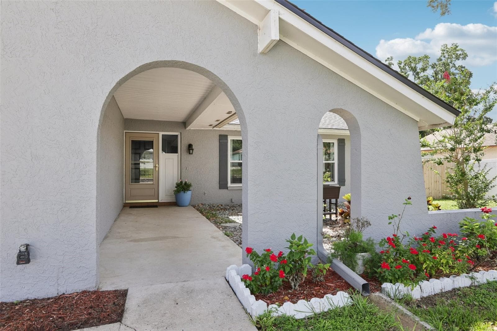 Single Family Residence at 1009 BLACK KNIGHT DR, VALRICO, photo 7 of 62