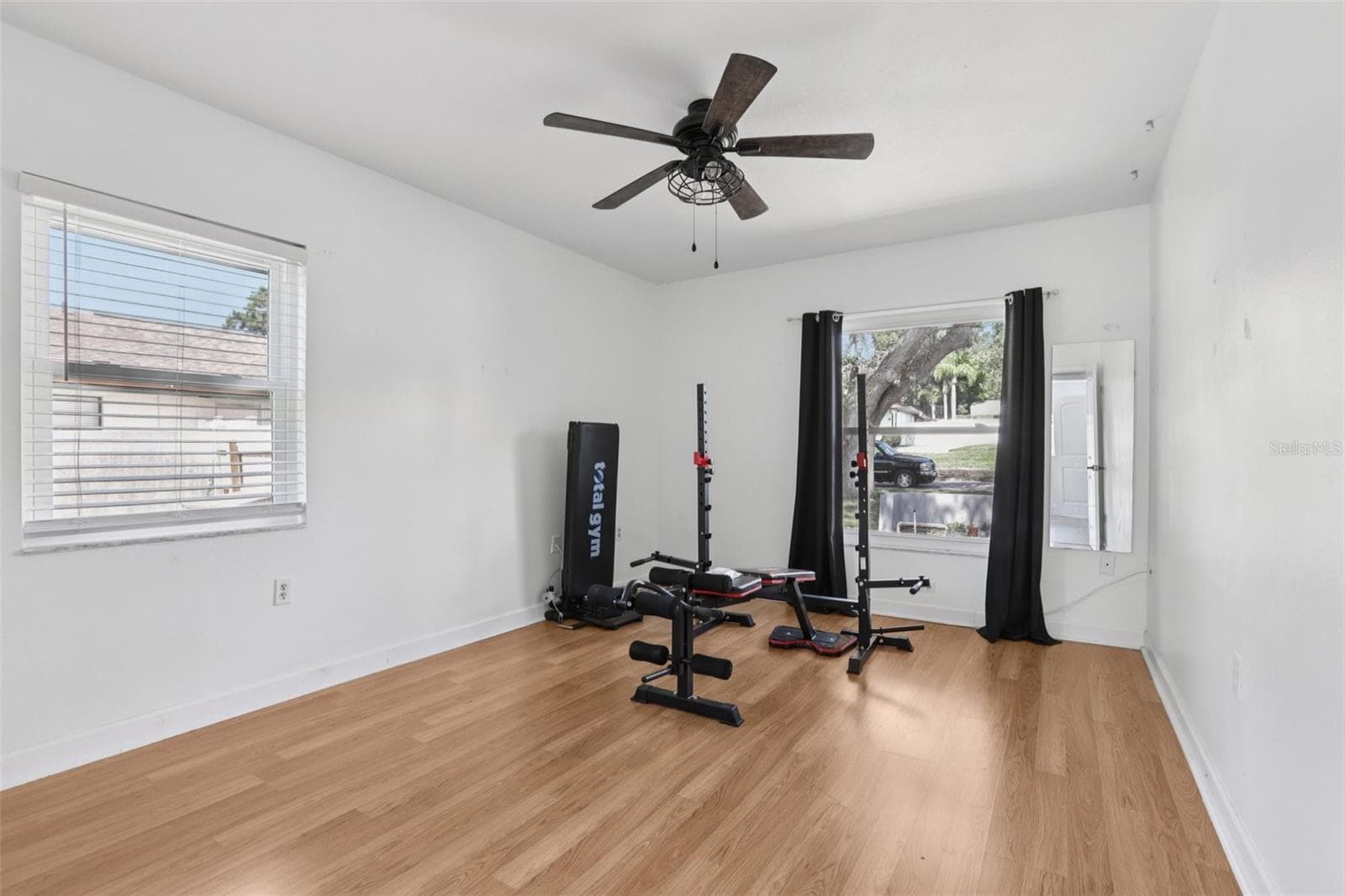 Single Family Residence at 1009 BLACK KNIGHT DR, VALRICO, photo 37 of 62