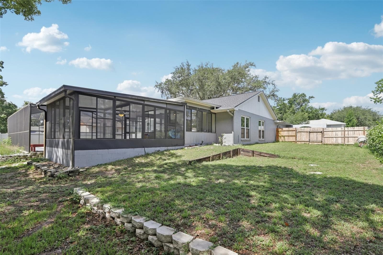 Single Family Residence at 1009 BLACK KNIGHT DR, VALRICO, photo 57 of 62