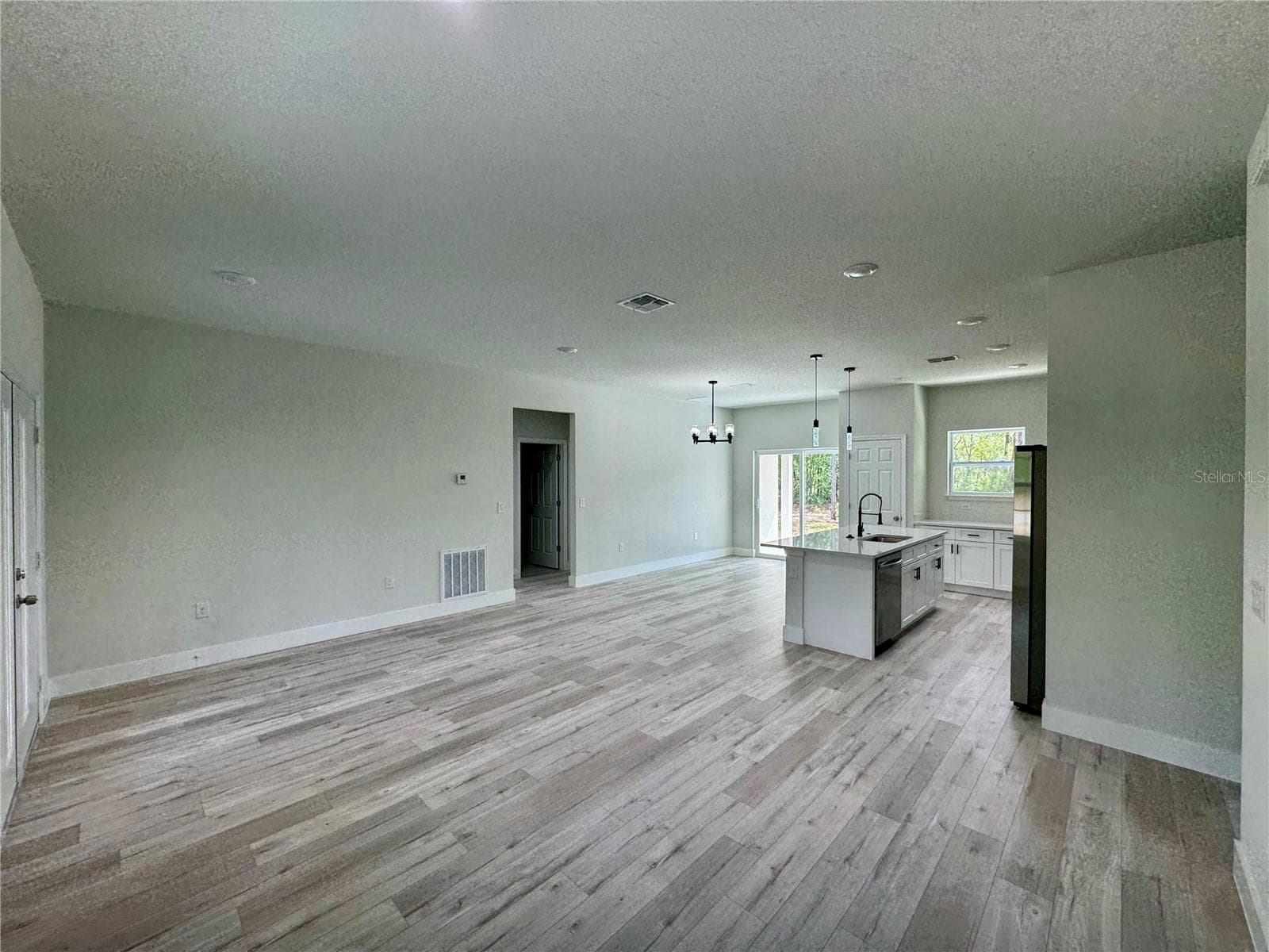 MODEL HOME - 7977 N POCONO DR, CITRUS SPRINGS