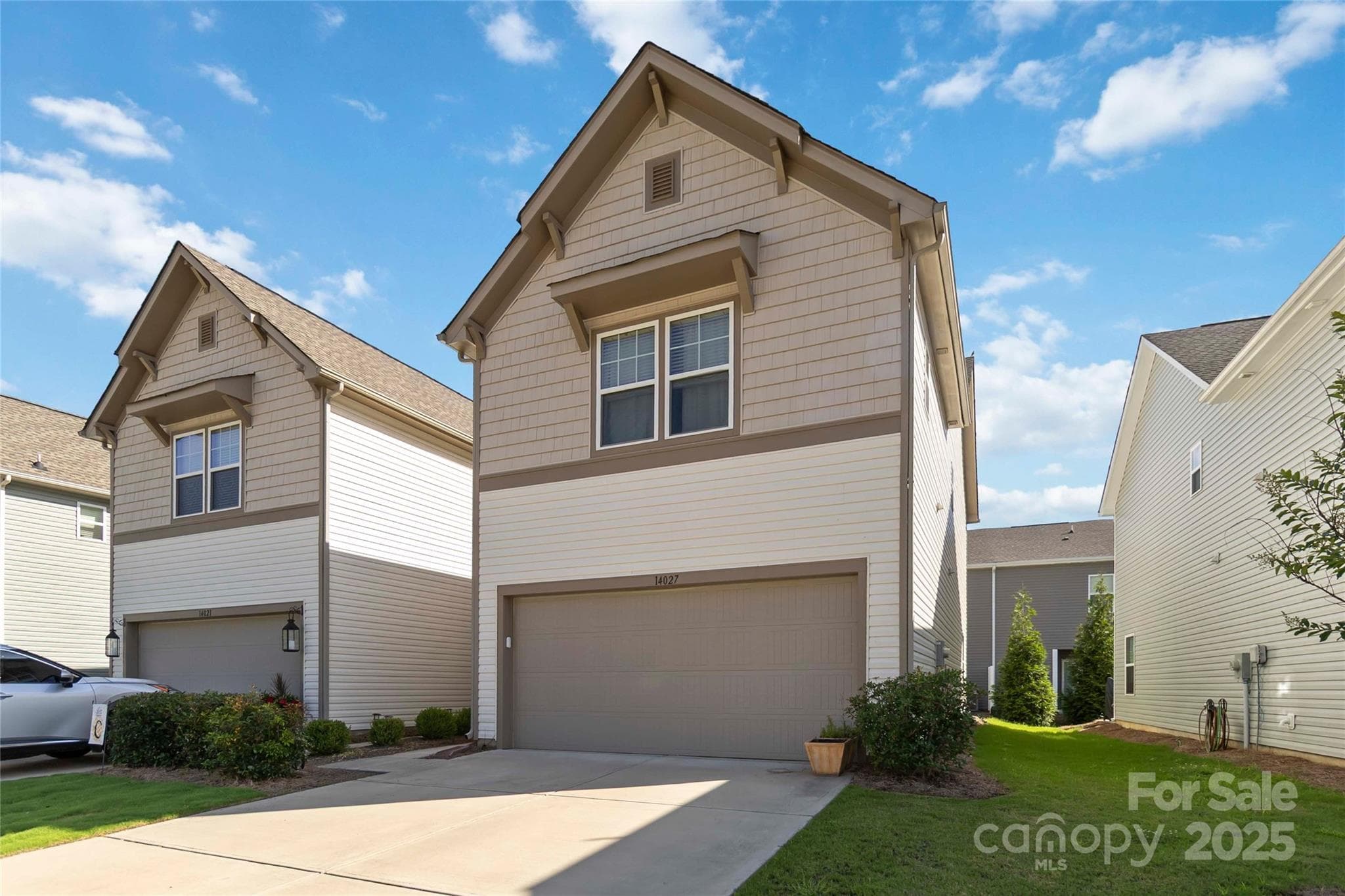 Townhouse at 14027 Clayborn Street, Midland, photo 2 of 35