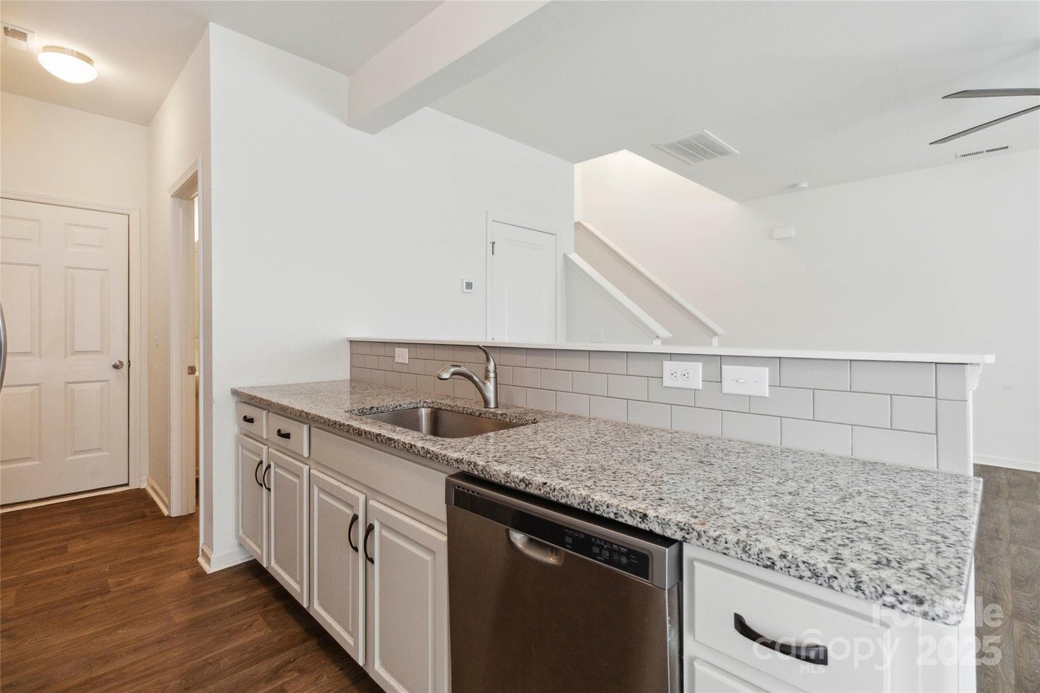 Townhouse at 14027 Clayborn Street, Midland, photo 12 of 35
