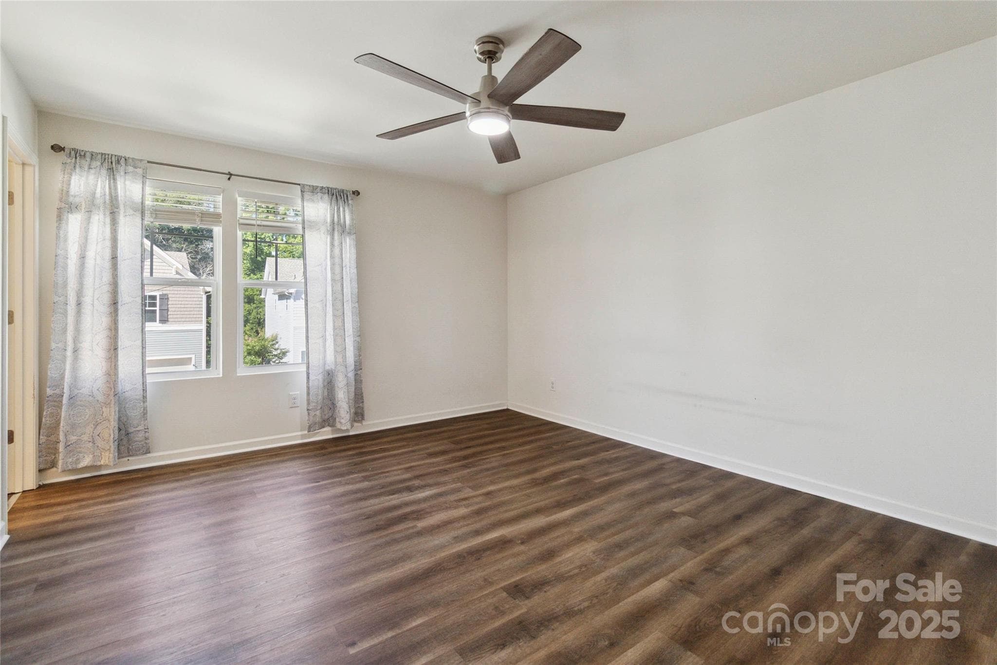 Townhouse at 14027 Clayborn Street, Midland, photo 19 of 35