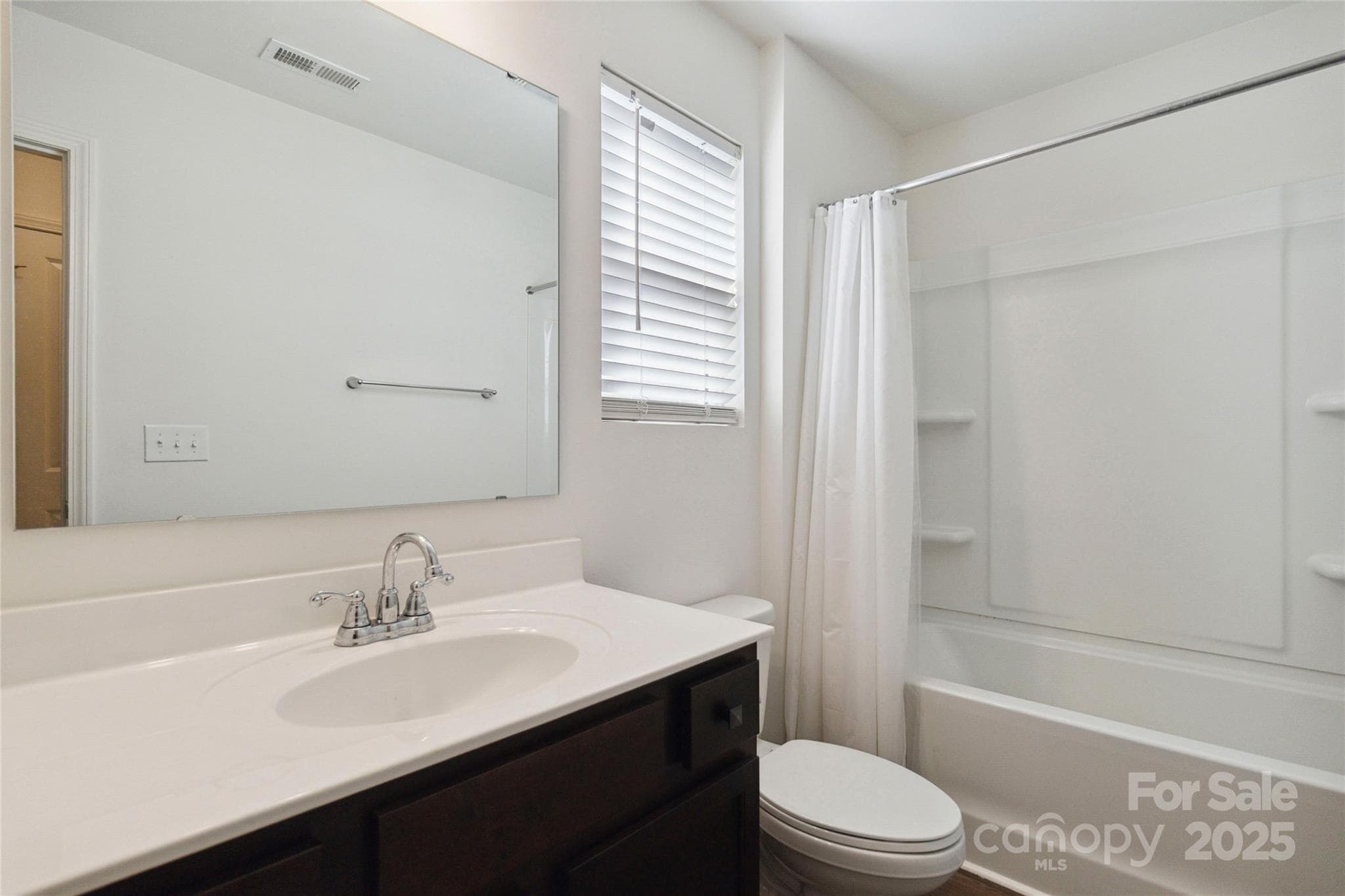 Townhouse at 14027 Clayborn Street, Midland, photo 25 of 35