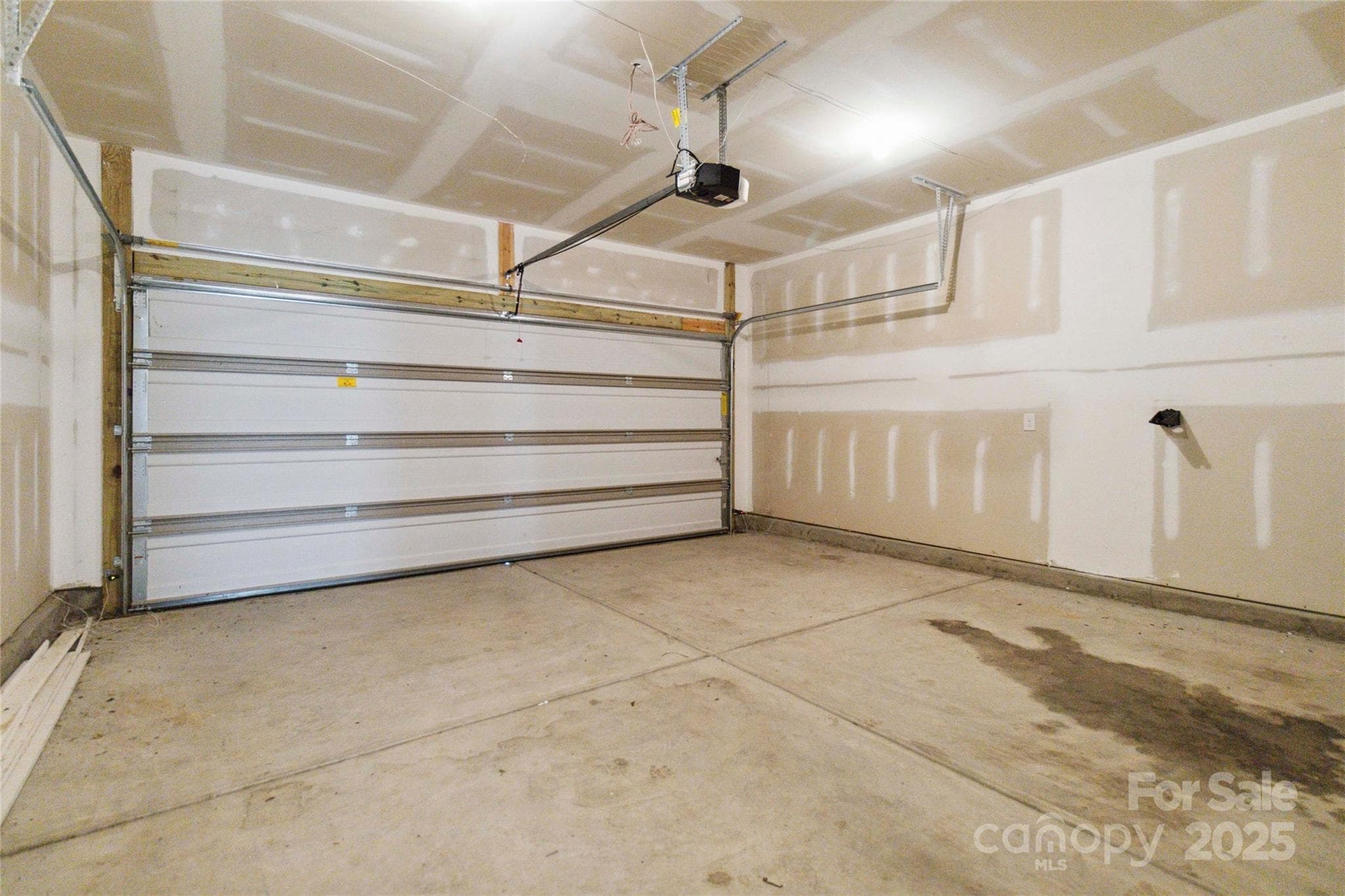 Townhouse at 14027 Clayborn Street, Midland, photo 31 of 35