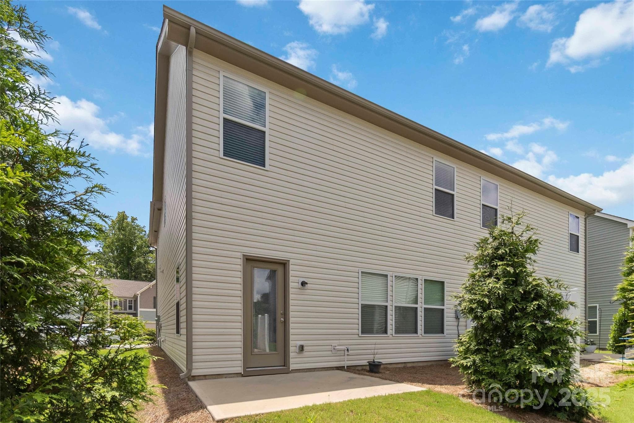 Townhouse at 14027 Clayborn Street, Midland, photo 32 of 35
