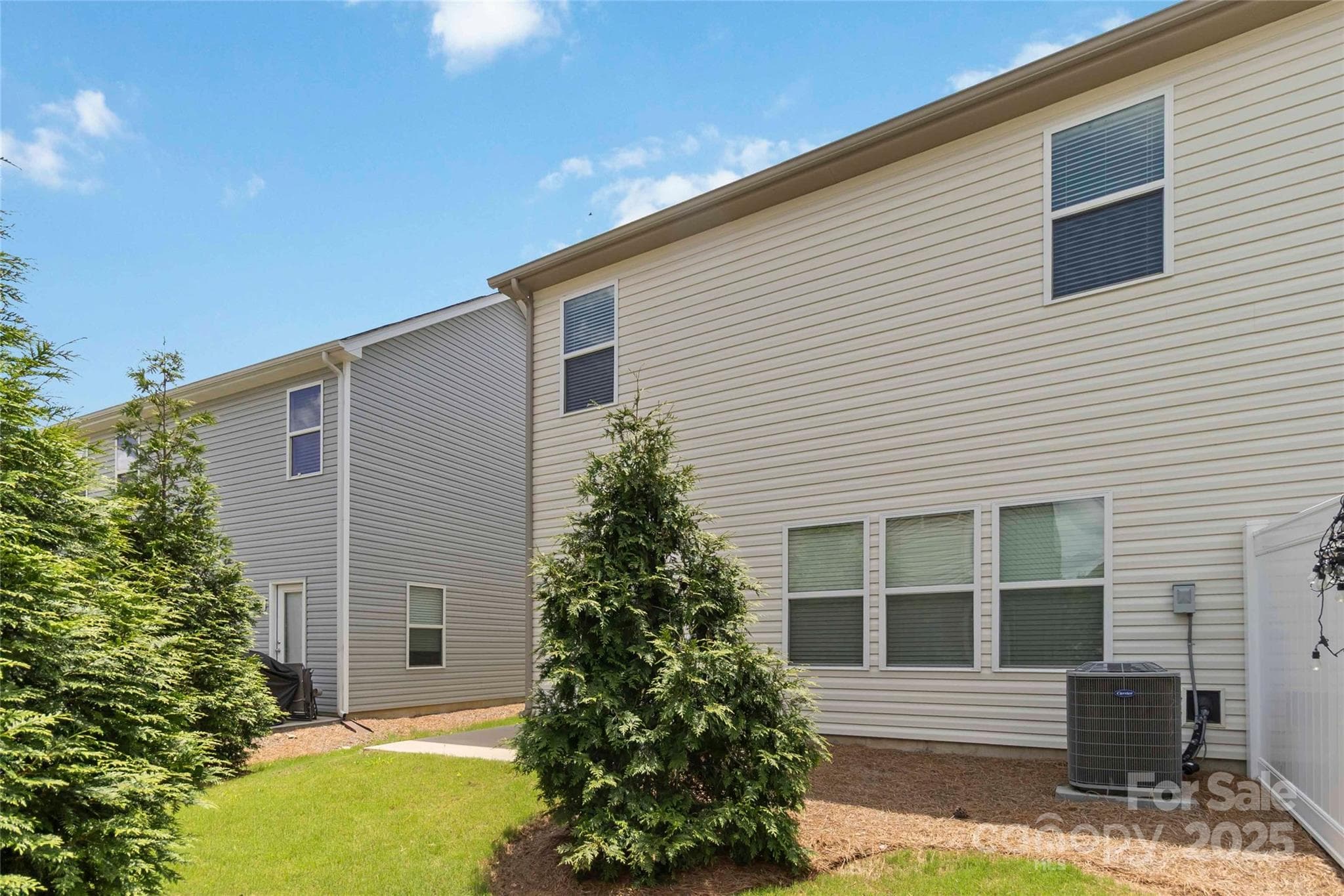 Townhouse at 14027 Clayborn Street, Midland, photo 33 of 35