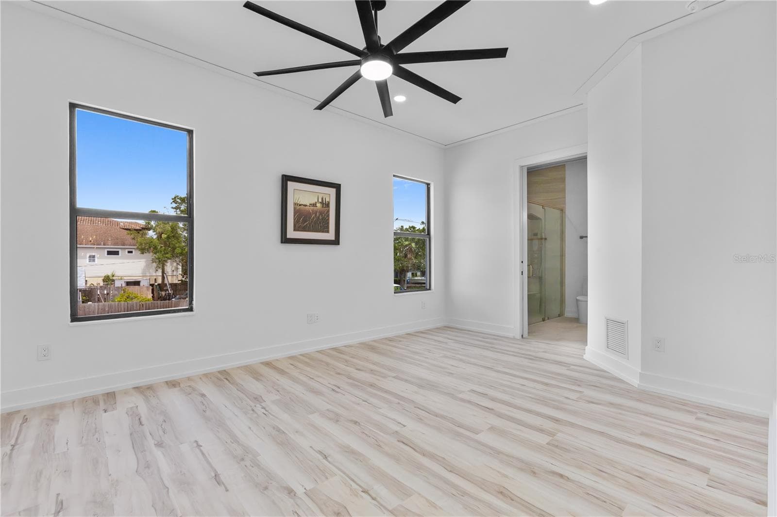 First floor in-law quarters. - 2121 BAYOU GRANDE BLVD NE, ST PETERSBURG