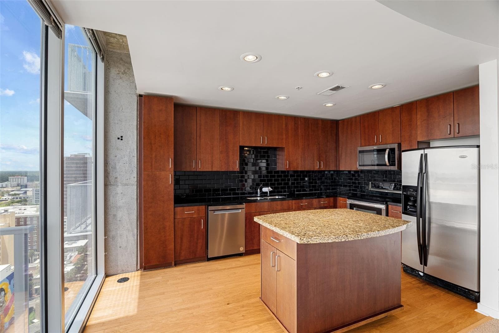 Condominium at 155 S COURT AVE #2008, ORLANDO, photo 14 of 26