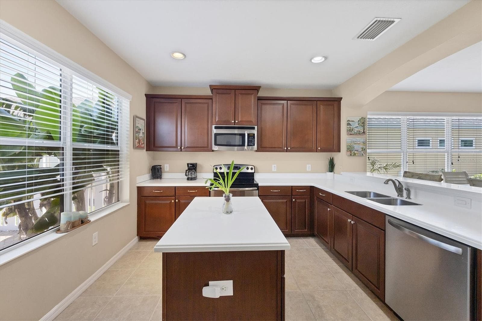 Single Family Residence at 4811 WOODBROOK DR, SARASOTA, photo 19 of 51