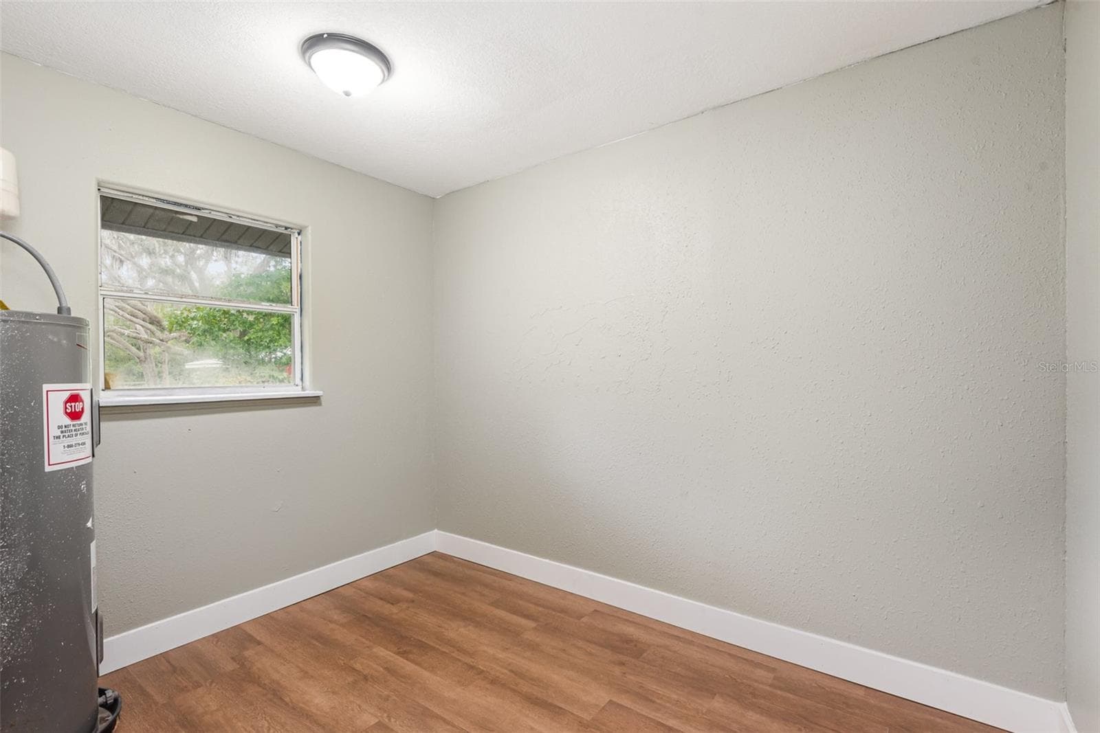 Single Family Residence at 4085 CYPRESS BEND, GENEVA, photo 14 of 17