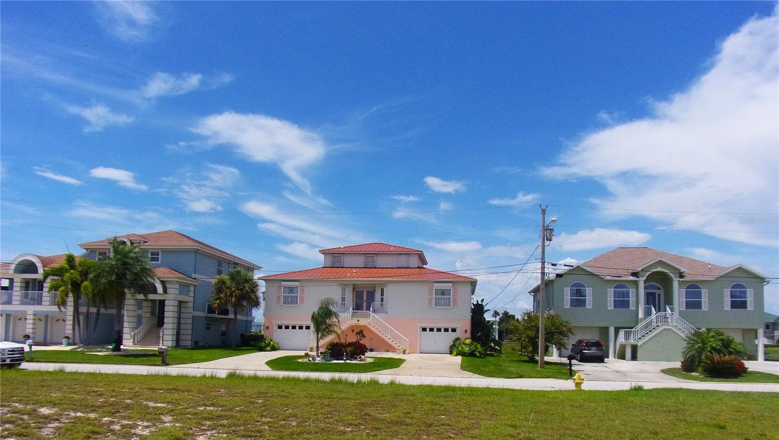 Middle house is directly across the street - 3406 BLUEFISH DR, HERNANDO BEACH