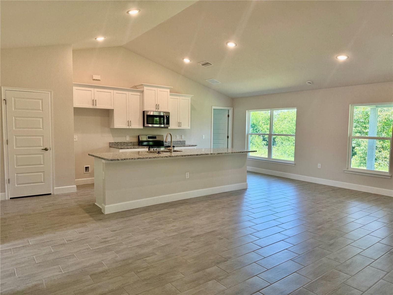 Single Family Residence at 9590 LITTLE ROCK ST, PORT CHARLOTTE, photo 3 of 17