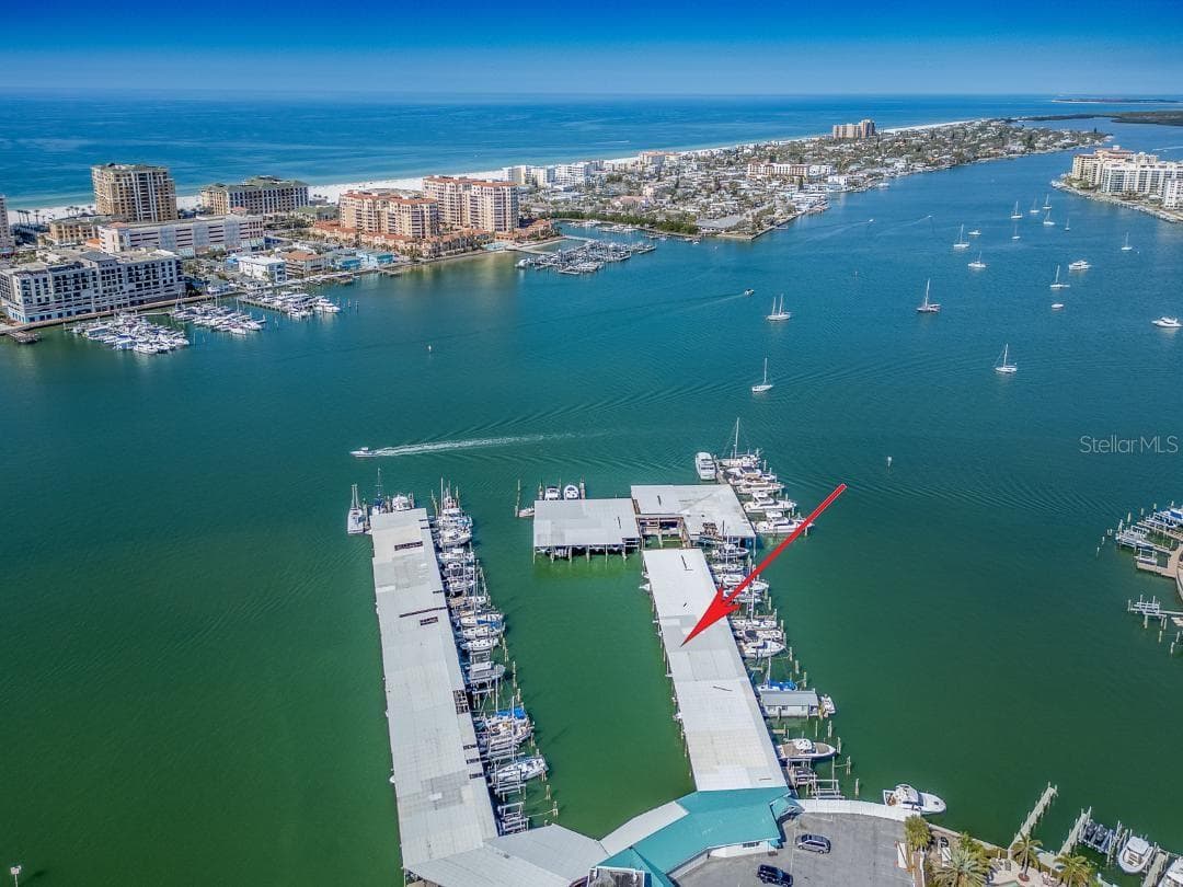 200 WINDWARD PSGE #66