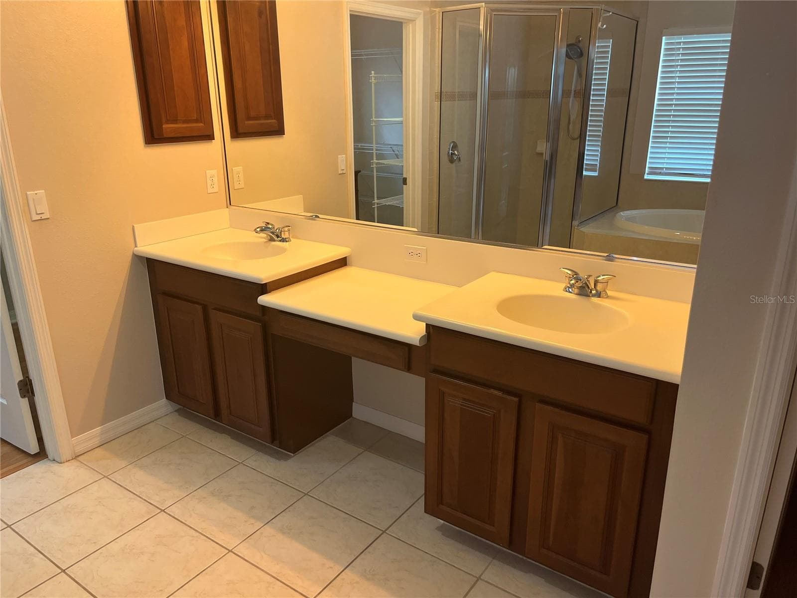Single Family Residence at 5966 WILLOWS BRIDGE LOOP, ELLENTON, photo 36 of 57