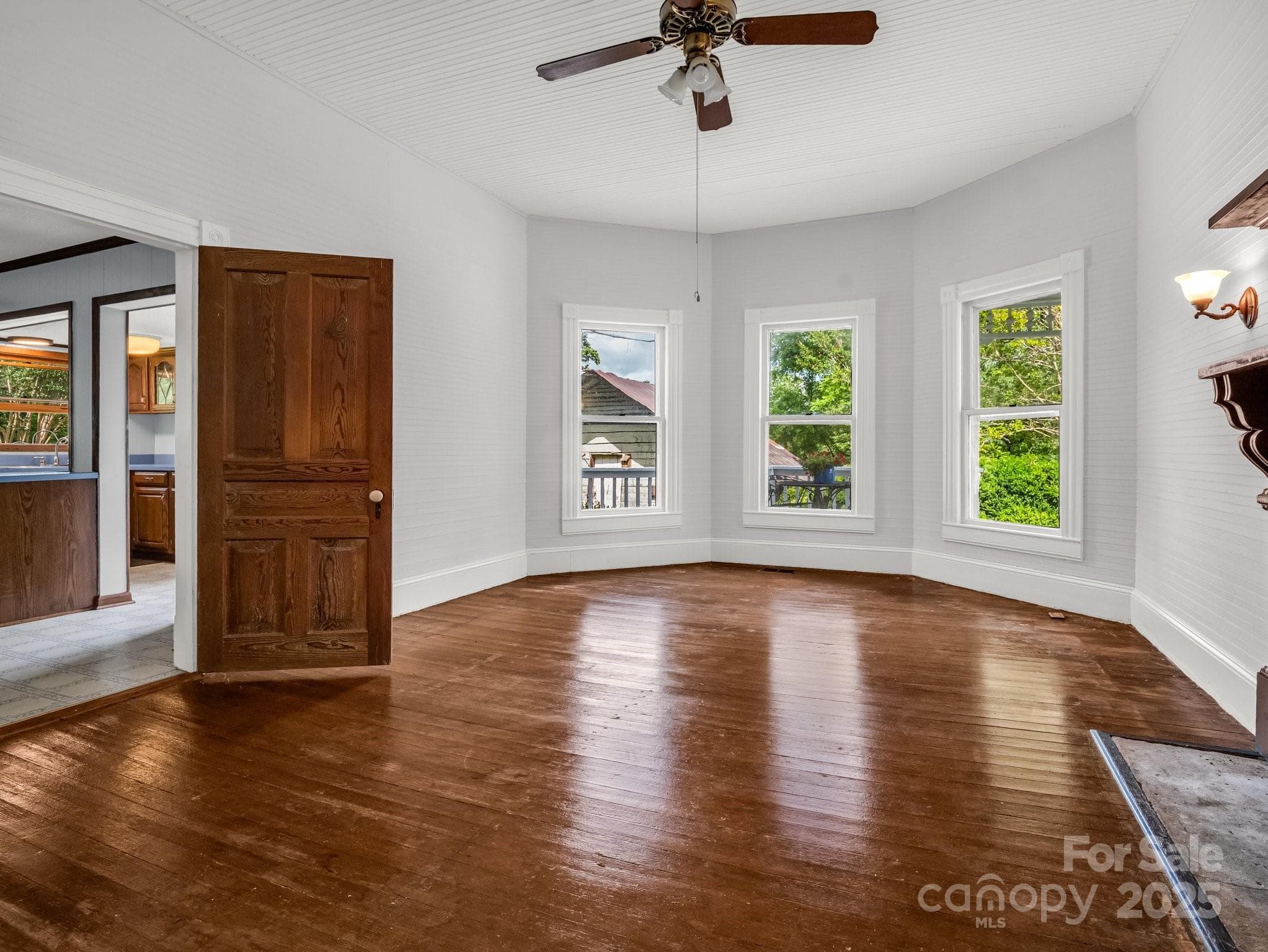 Front Living - Lake Lure