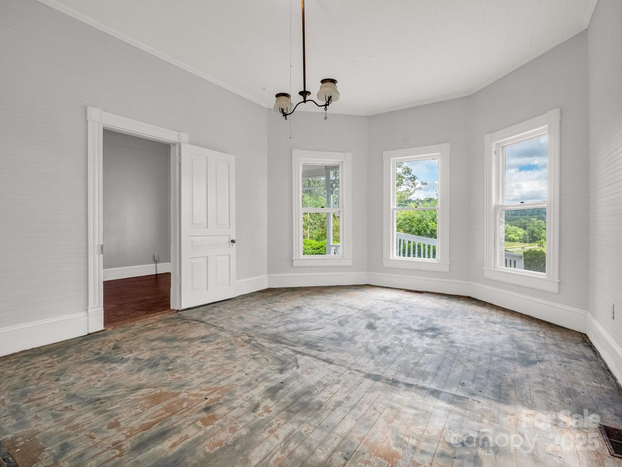 Single Family Residence at Lake Lure, photo 14 of 48