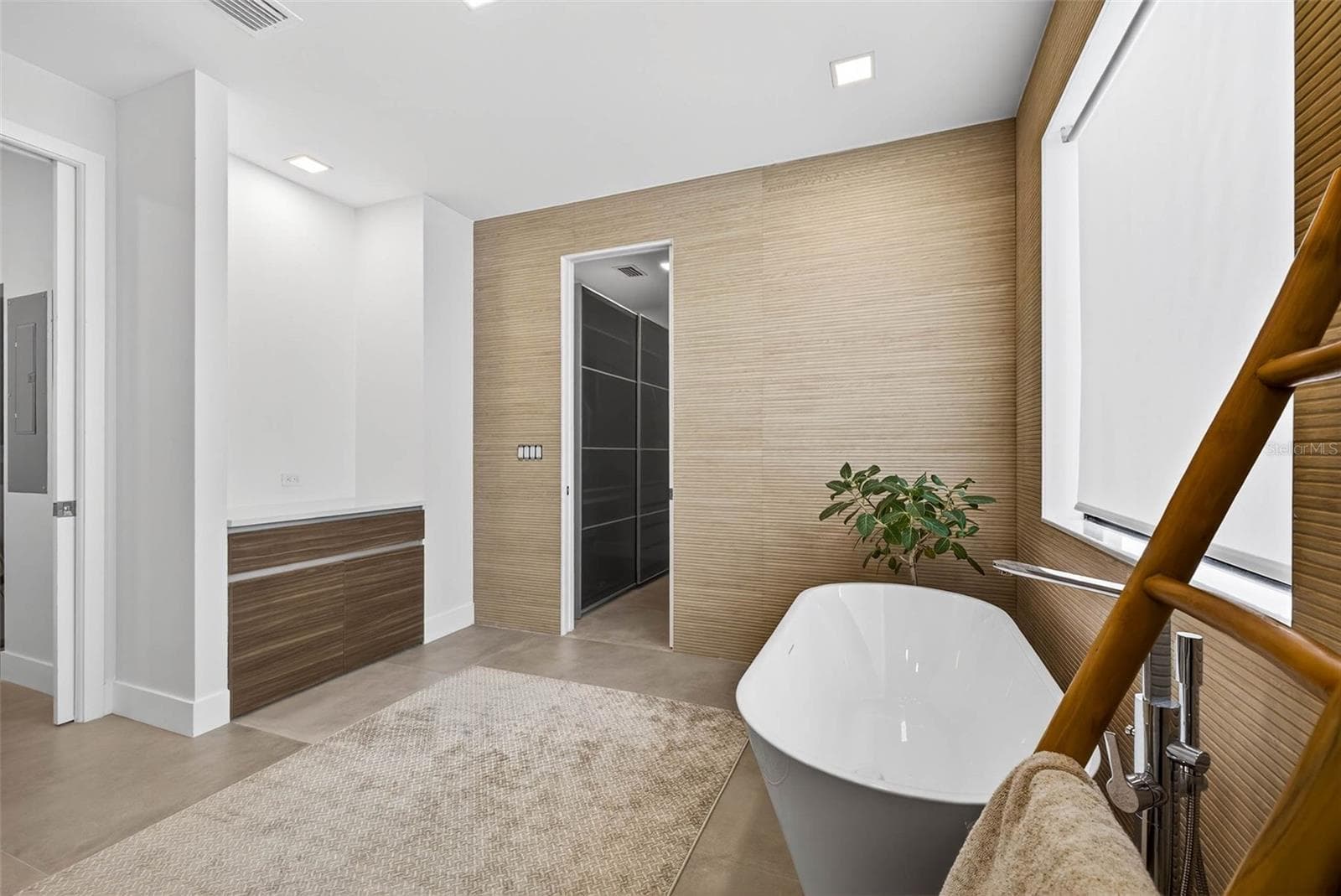 Primary Bath - 131 FOREST HILLS DR, REDINGTON SHORES