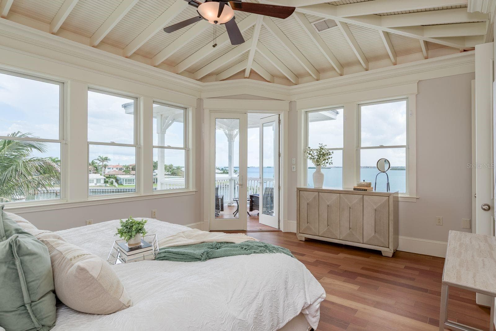 Single Family Residence at 442 MIDWAY IS, CLEARWATER BEACH, photo 39 of 100
