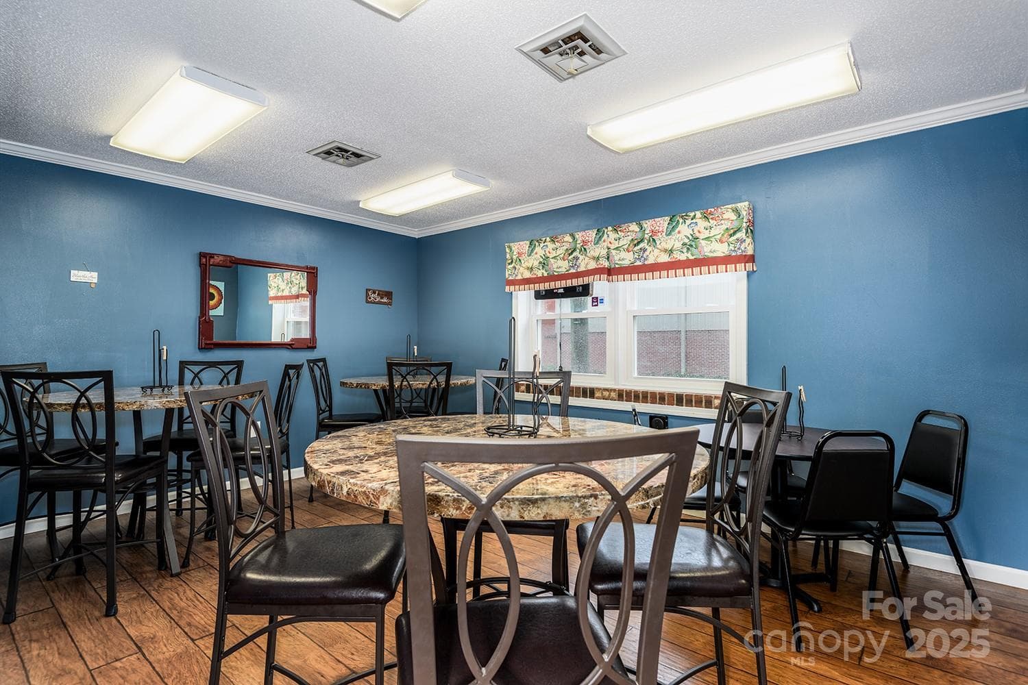Food/Beverage at 107 Light Street, Lenoir, photo 29 of 35