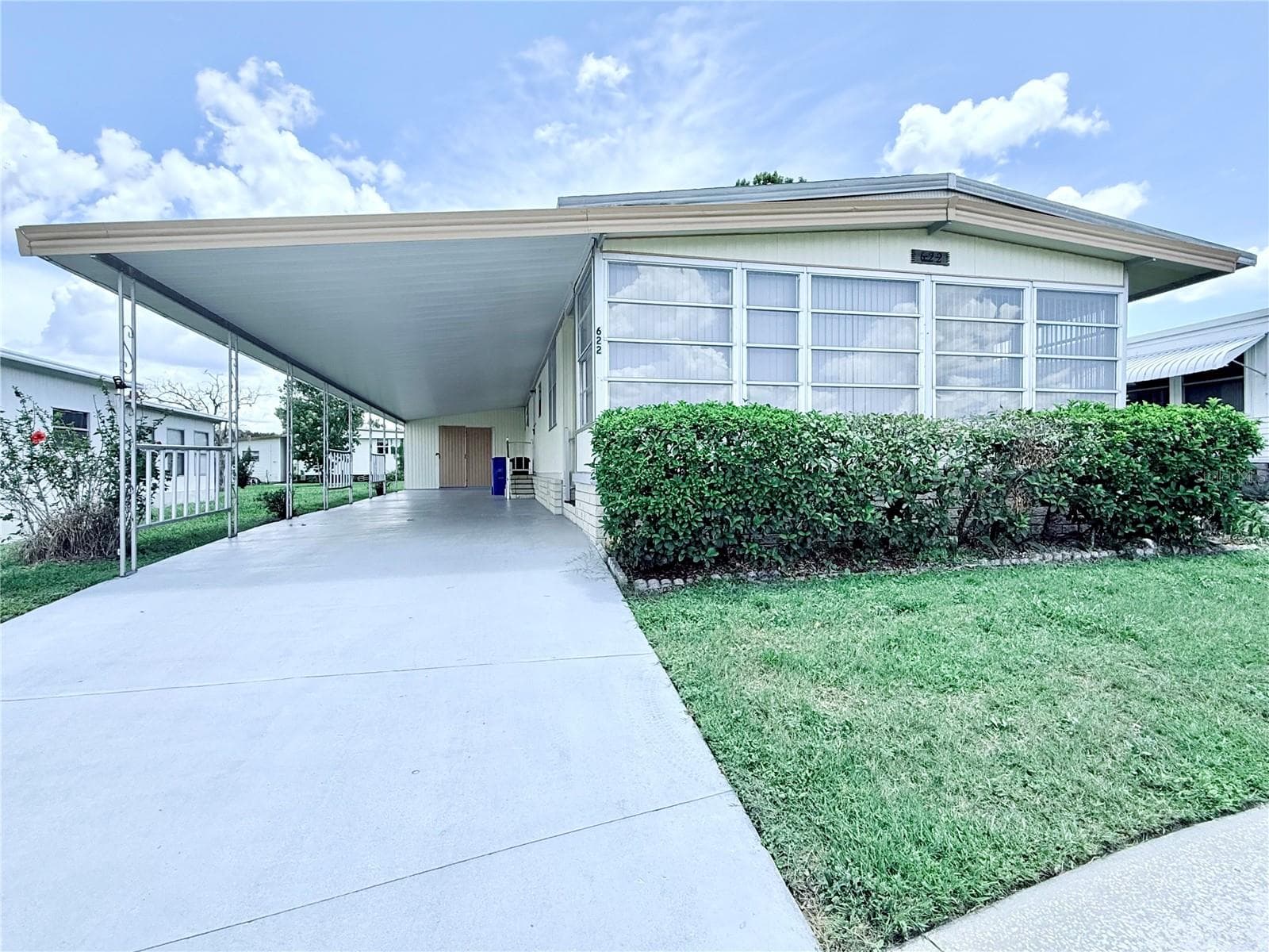 Mobile Home at 622 ELIZABETH LN, LAKELAND, photo 3 of 28