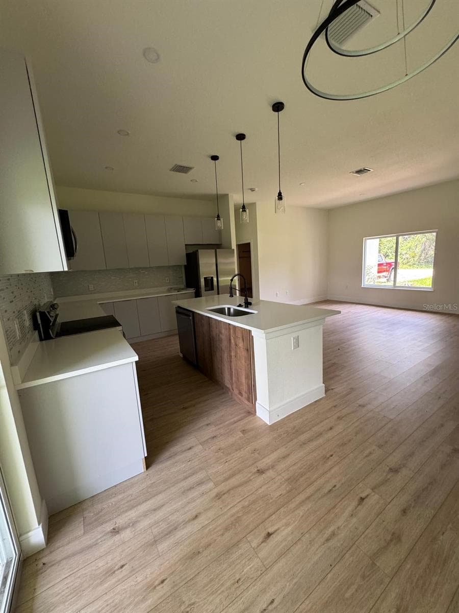 Single Family Residence at 353 WARRINGTON BLVD, PORT CHARLOTTE, photo 5 of 20