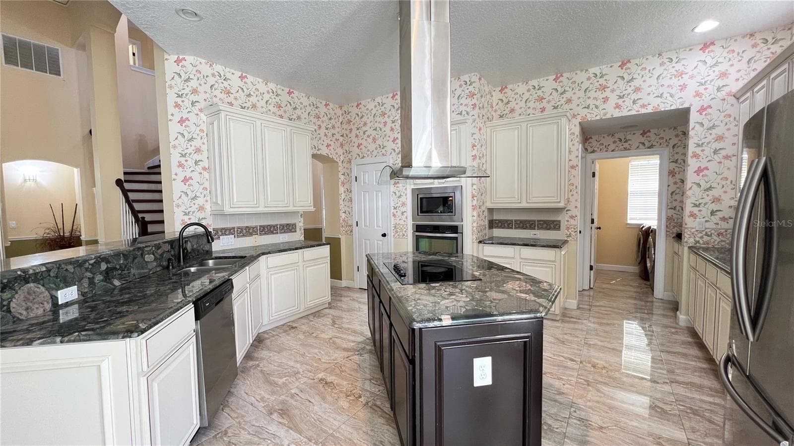 Single Family Residence at 934 WESTPARK DR, CELEBRATION, photo 43 of 90