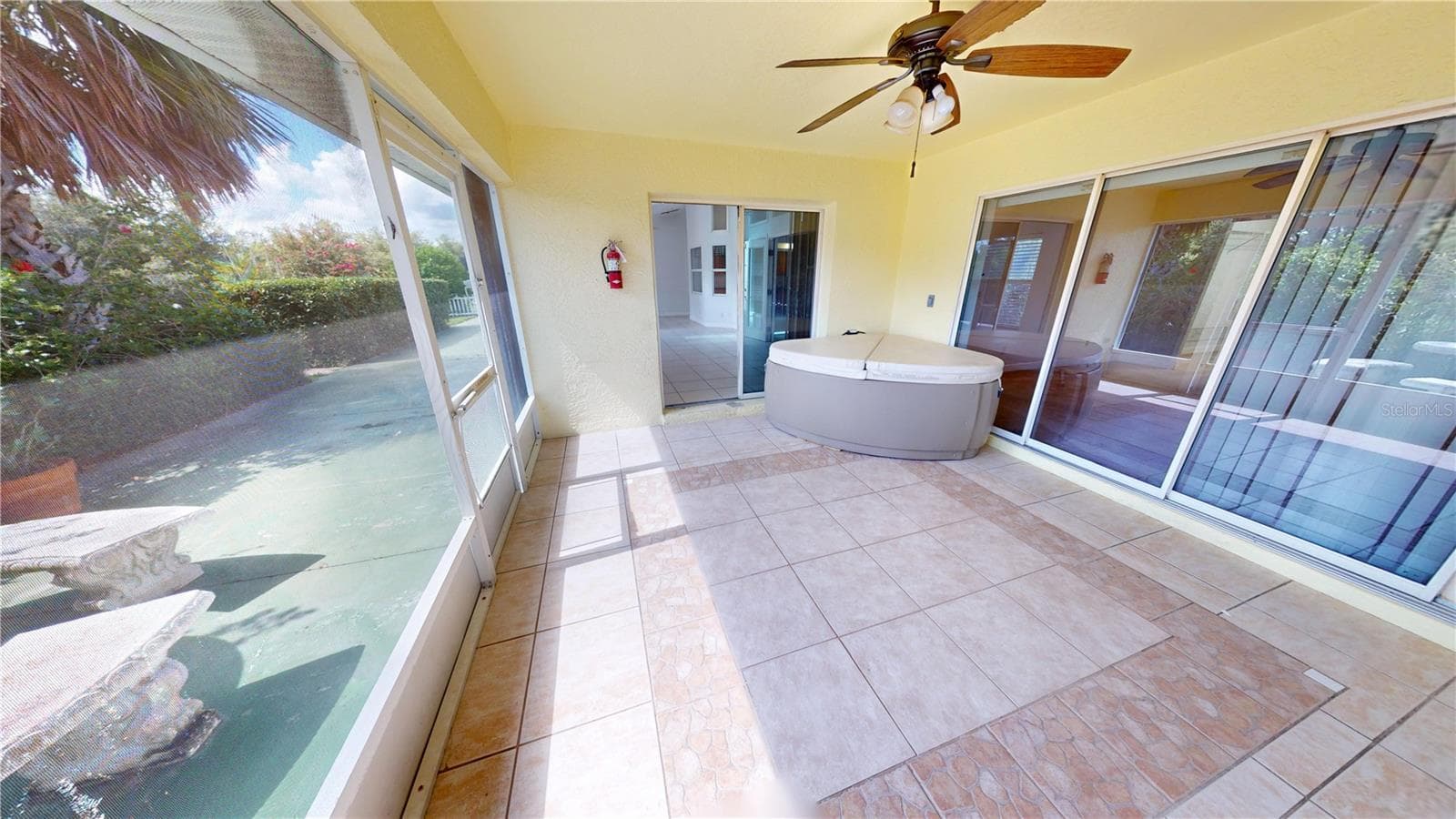 Screened Lanai w/hot tub - 2244 MAURITANIA RD, PUNTA GORDA