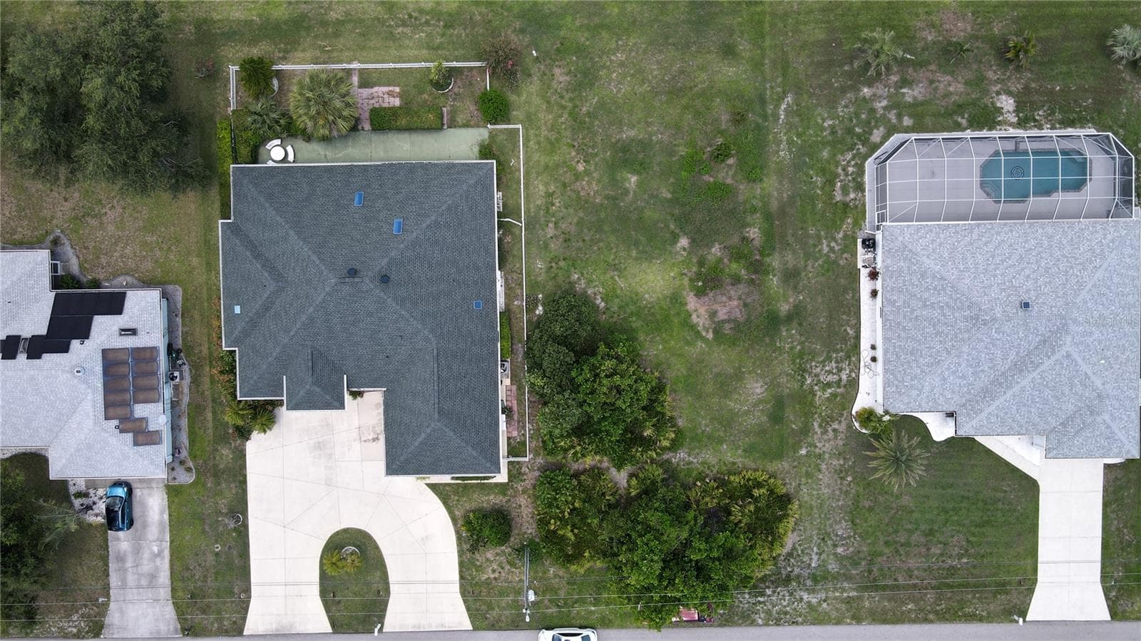 Aerial w/adjacent lot sold separately - 2244 MAURITANIA RD, PUNTA GORDA