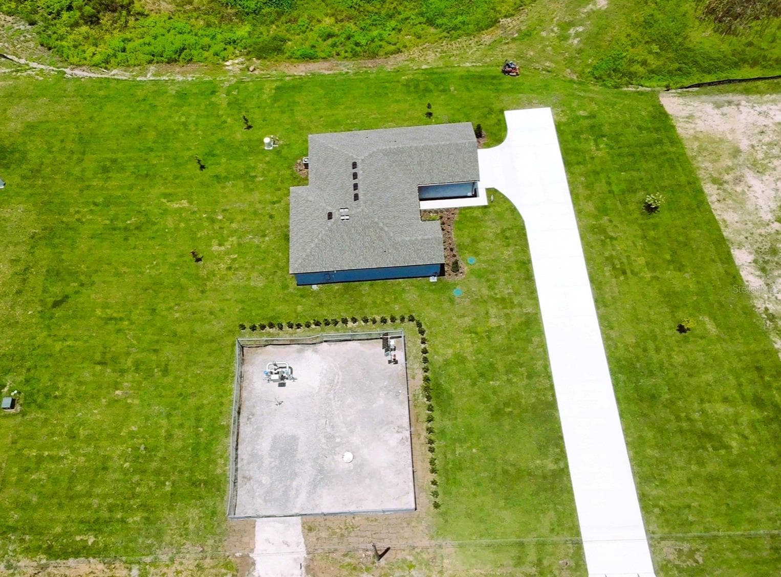 Single Family Residence at 2426 HIERS RD, DOVER, photo 3 of 13